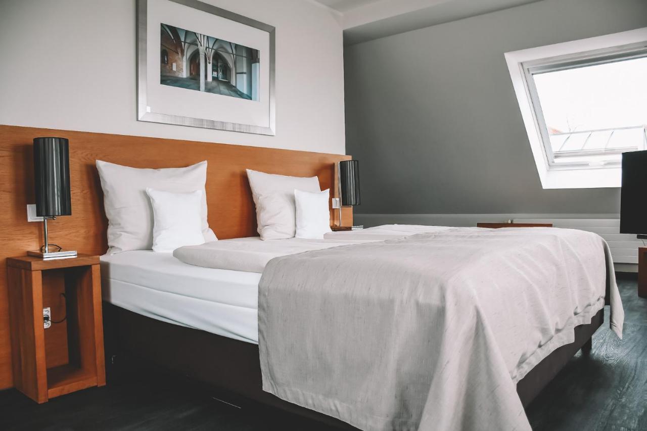 Hotel Hafenresidenz Щралзунд Екстериор снимка